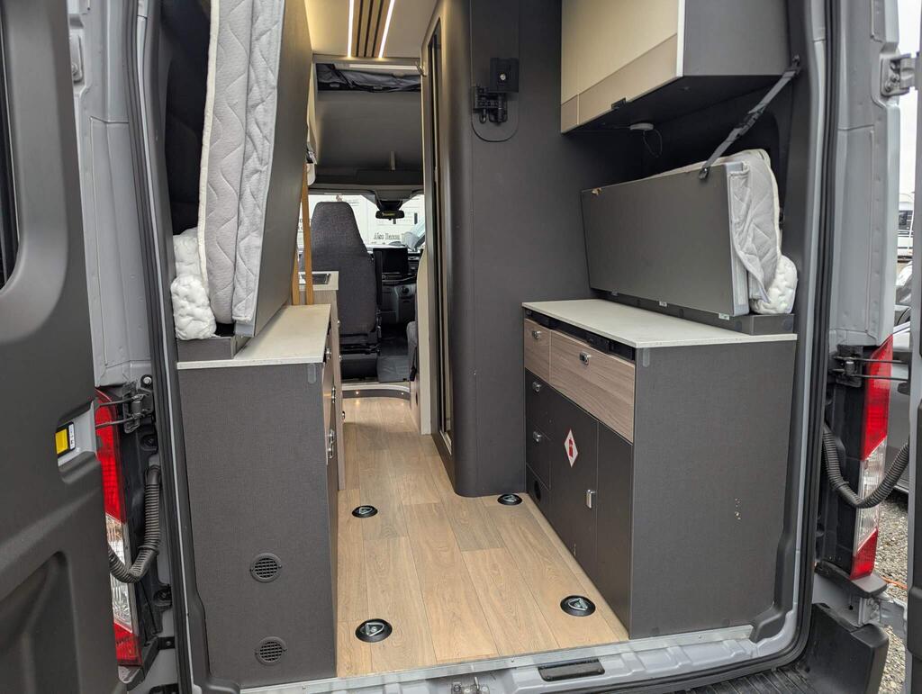 2025 Swift Trekker S — photo 13