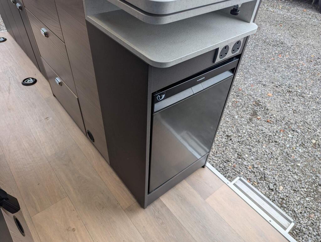 2025 Swift Trekker S — photo 16